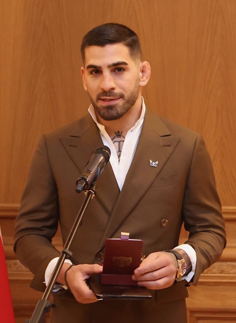Ilia Topuria, peleador MMA